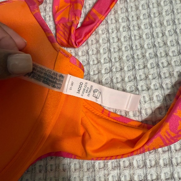 NWT Victoria’s Secret Knotted Sexy Tee Push-Up Bikini Top 34DDD/F - Picture 9 of 10